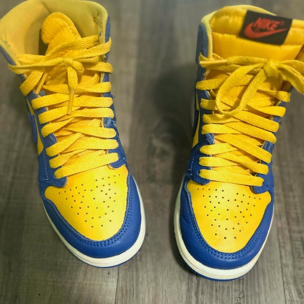 Air Jordan 1 Retro OG High Reverse Laney W Sneakers in Blue and Yellow